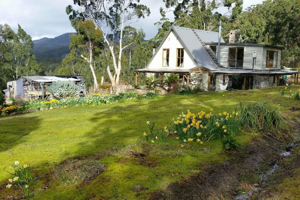 The Stone Cottage - Bruny Island Simpsons Bay Экстерьер фото